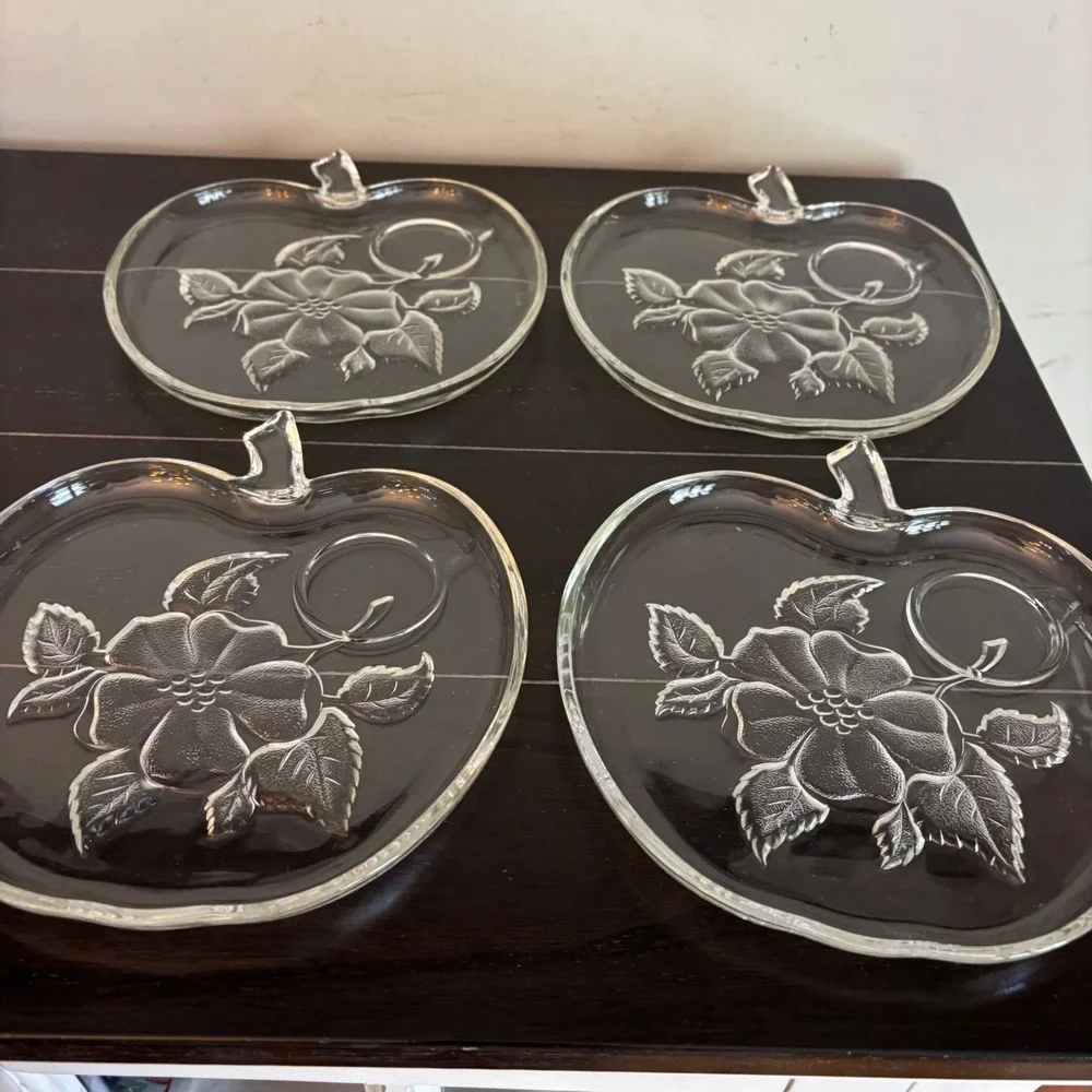 Vintage 1950's | Hazel Atlas Orchard Apple Glass Snack Plates | Set‎ Of 4